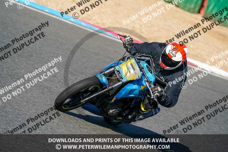 enduro digital images;event digital images;eventdigitalimages;mallory park;mallory park photographs;mallory park trackday;mallory park trackday photographs;no limits trackdays;peter wileman photography;racing digital images;trackday digital images;trackday photos